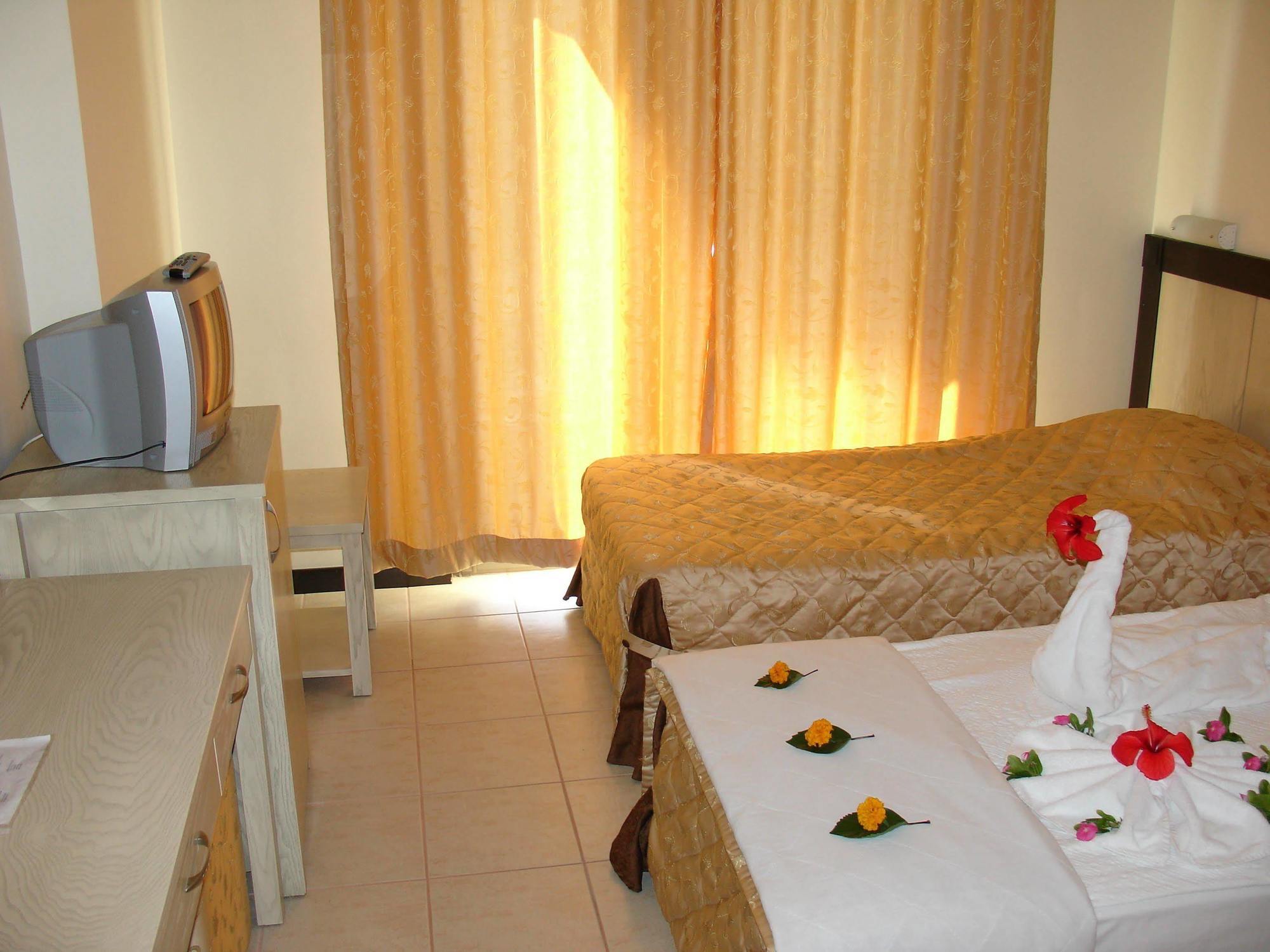 Silver Hotel Colakli 外观 照片